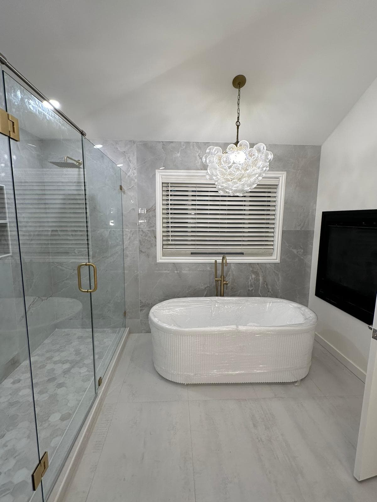 Bathroom Remodel Kirkland Luxury project photo 2 in Kirkland