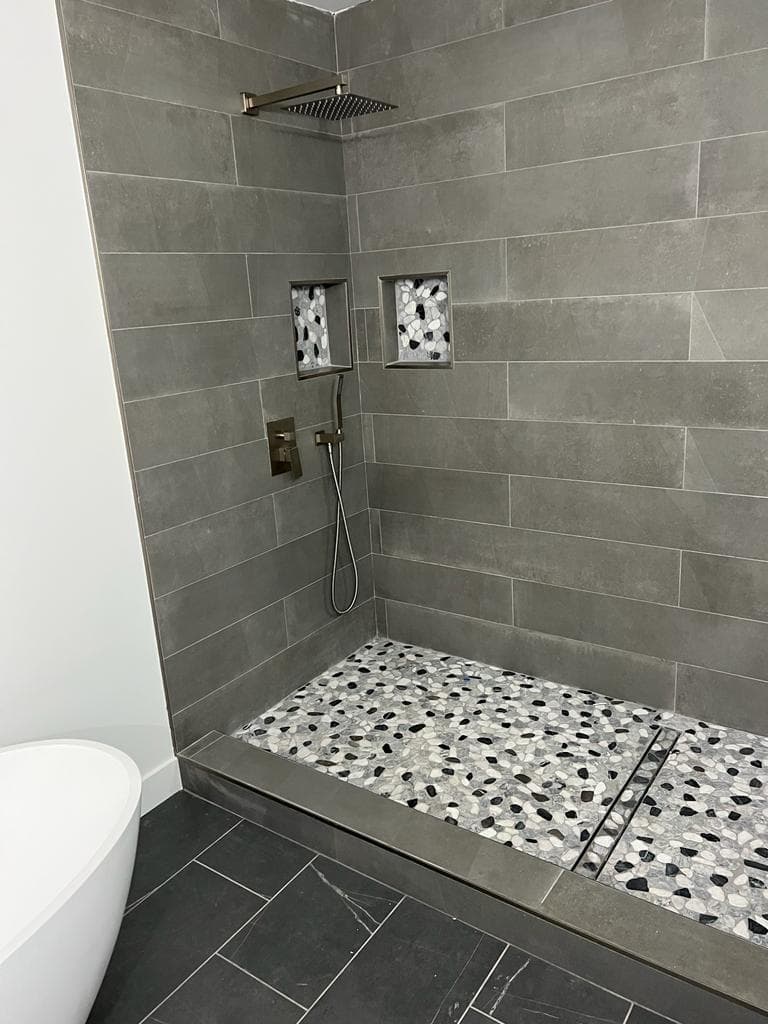 Bathroom Remodel Bellevue project photo 2 in Bellevue