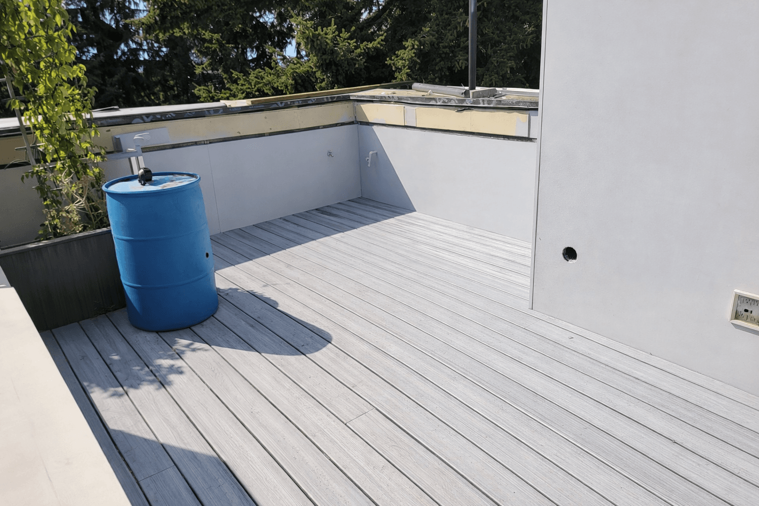 Seattle Rooftop Deck Renovation project photo 2 in Seattle