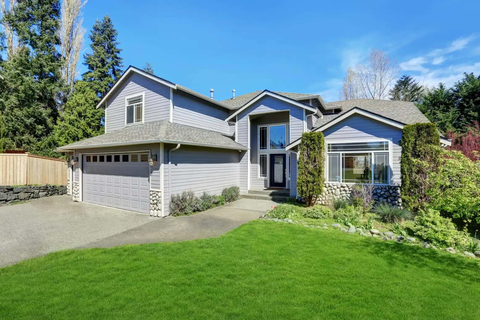 Whole-home renovation featuring open-plan living and new flooring in Seattle, Washington