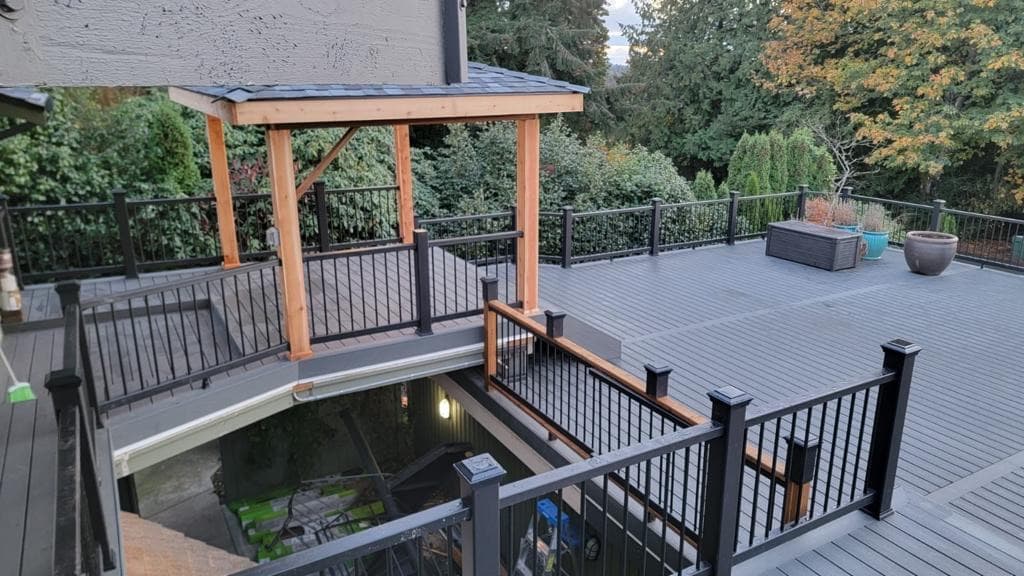 Redmond Multi-Level Deck Build photo 10 in Redmond